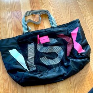 Victoria’s Secret gym bag